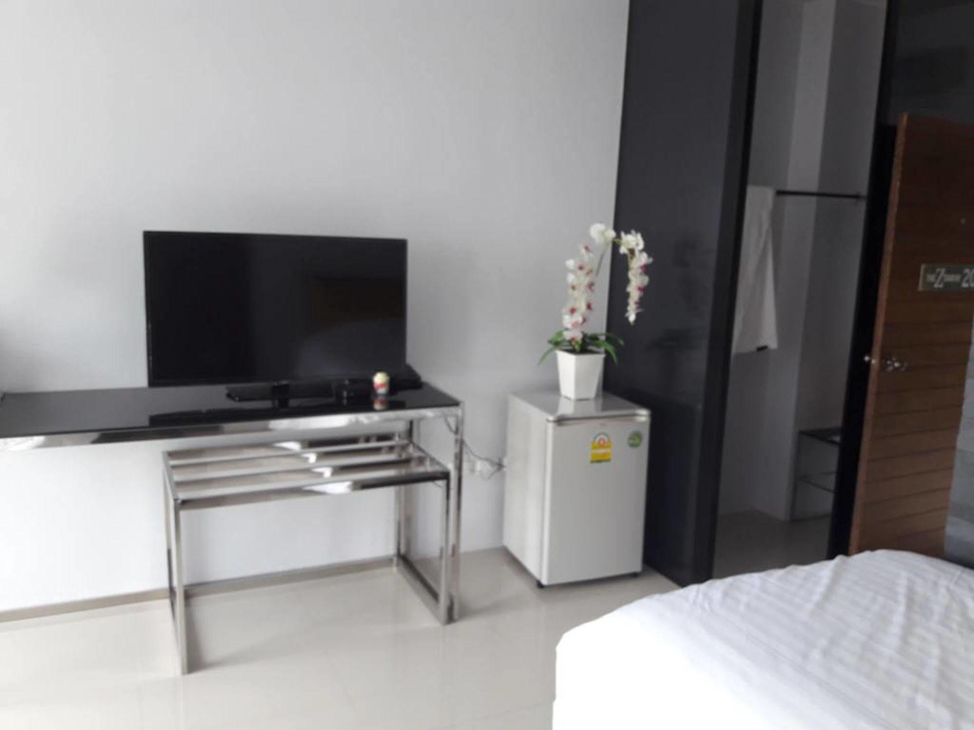 Hotel The Ztand By Airport Phuket Ban Bo Han Exterior foto